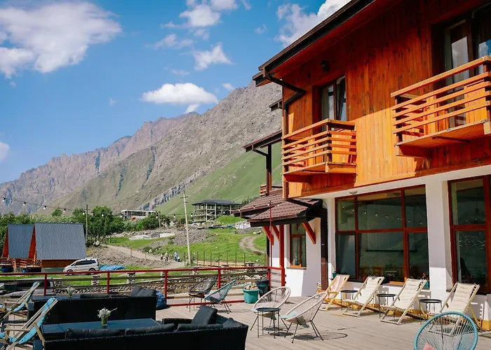 Alpenhaus Kazbegi Hotel & Restaurant