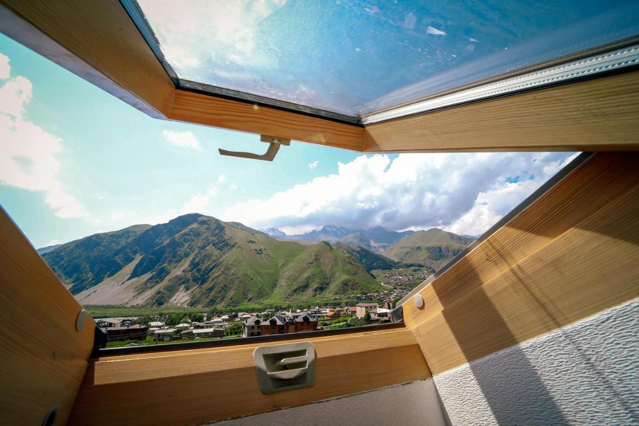 Hotel Alpenhaus Kazbegi Hotel & Restaurant 3*
