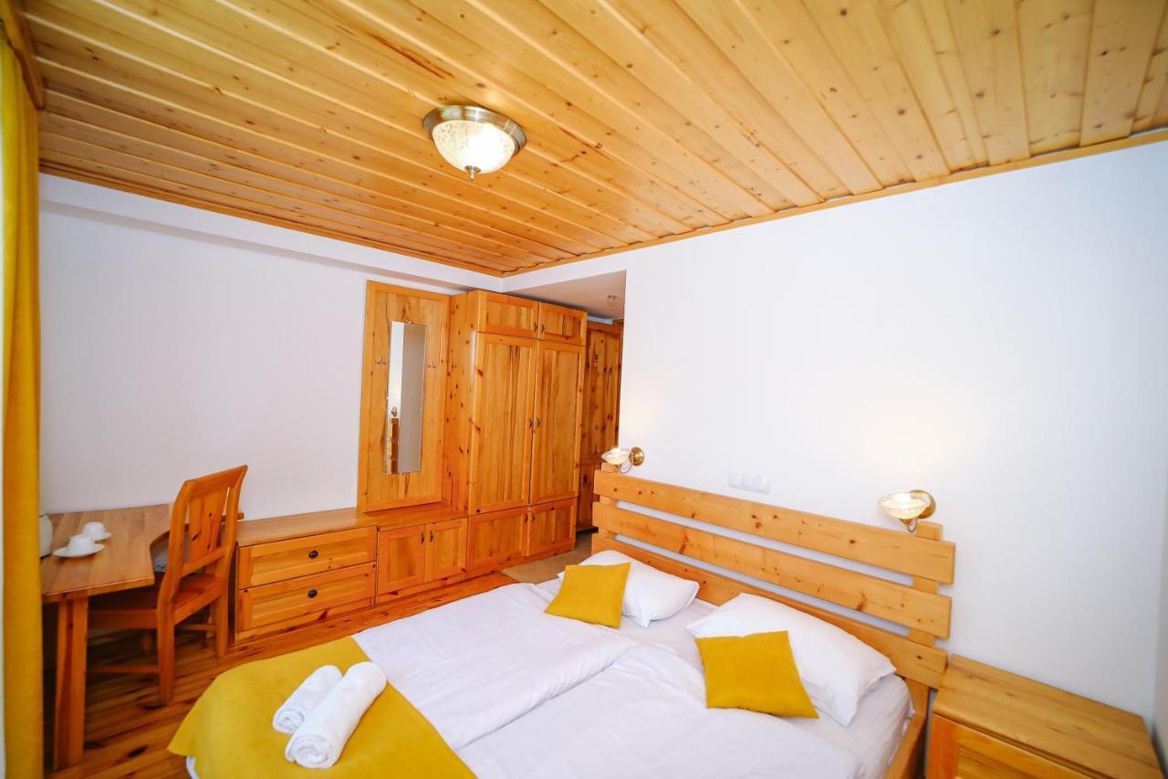 Hotel Alpenhaus Kazbegi Hotel & Restaurant Stepantsminda