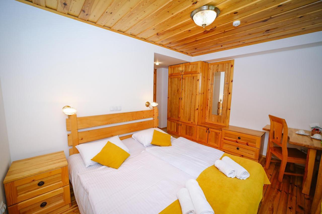 Alpenhaus Kazbegi Hotel & Restaurant