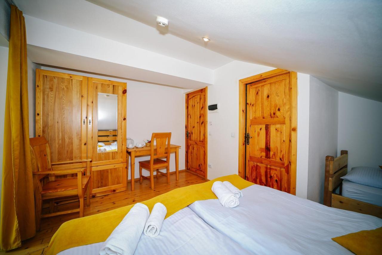Alpenhaus Kazbegi Hotel & Restaurant Hotel Stepantsminda