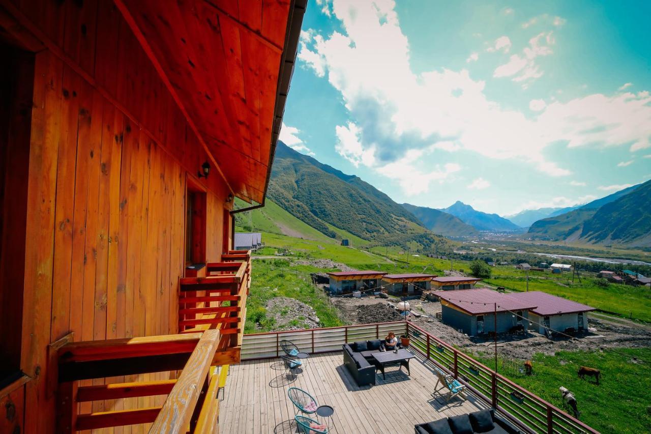 Alpenhaus Kazbegi Hotel & Restaurant 3*